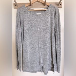 Lou & Grey Heather Grey Long Sleeve/Sweater